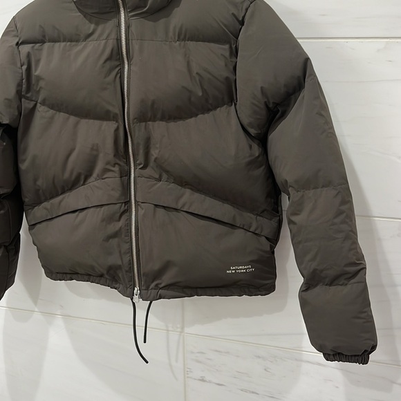 Saturdays New York City | Unisex Oversized Tomo Puffer Jacket in Olive - Picture 4 of 10